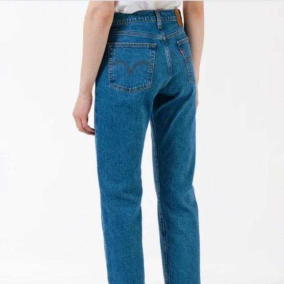 Levi’s Wedgie Straight Button Fly Jeans - Picture 2 of 12